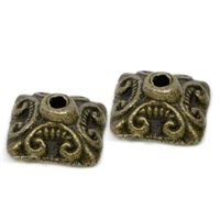 Kaplík biuterní zdobený 10x10 mm Staromosaz-KAPL052-K1733