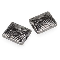 Kovové korálky 10 x 10 x 4 mm (otvor 1,5 mm)