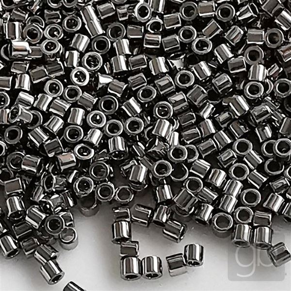 MIYUKI DELICA 15/0 STEEL Stbrn 22L 5 g