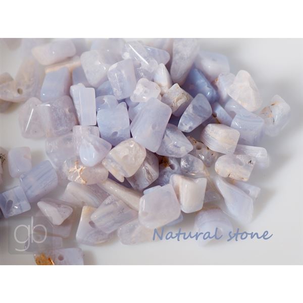 Chalcedon zlomky vrtan 20 g